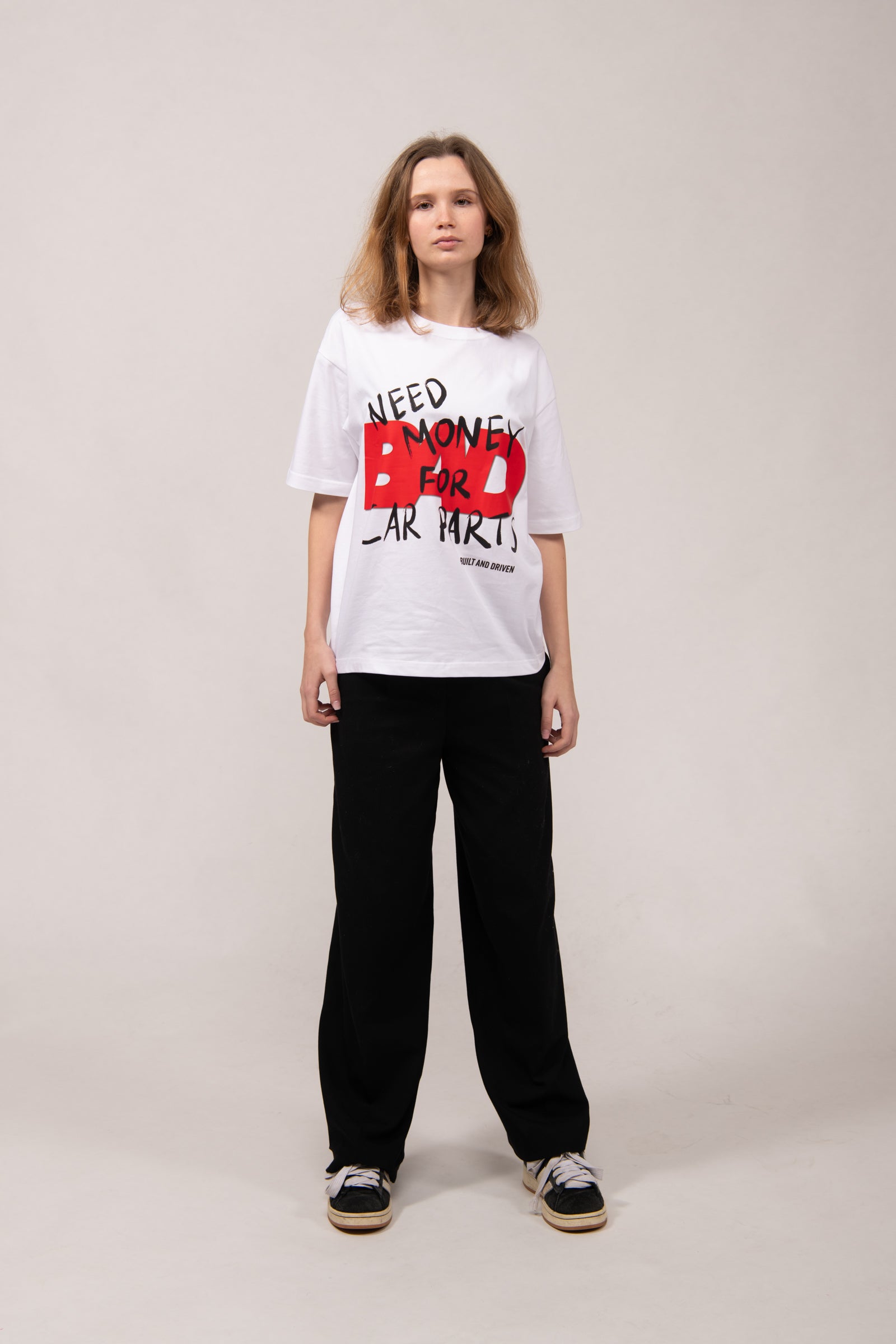 SIGNATURE TEE