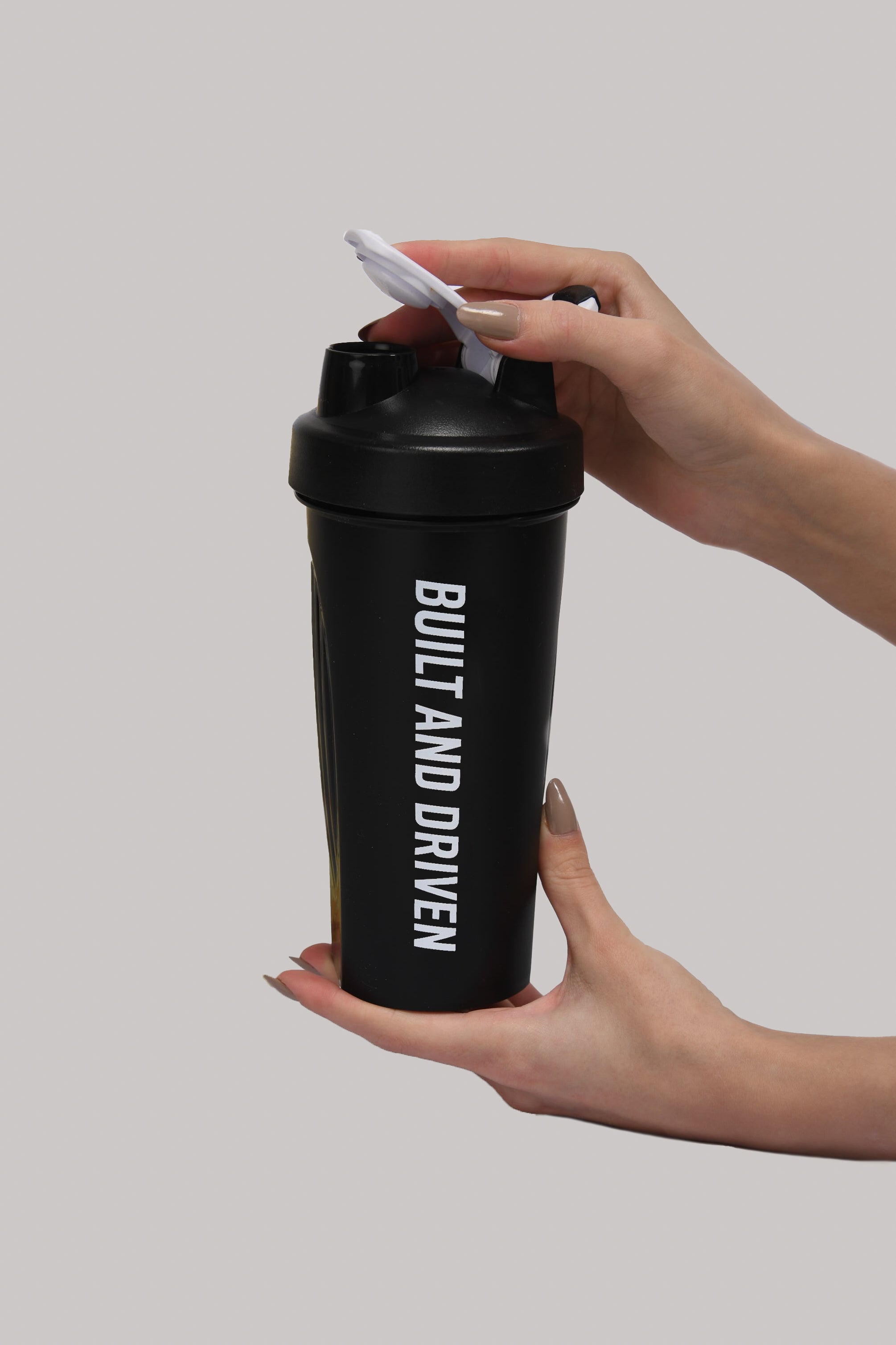 PREMIUM SHAKER